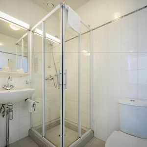 Schlafsaal Zimmer
